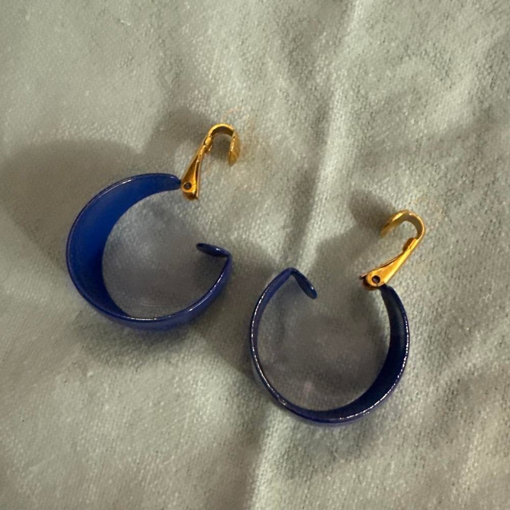 Vintage Blue Enamel Hoop Earrings Gold Tone Clip On Wide Bold Statement Jewelry